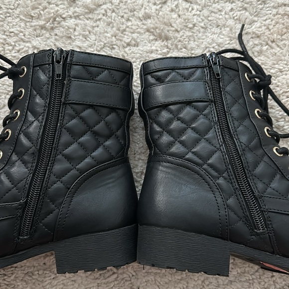 Guess booties - Picture 5 of 7